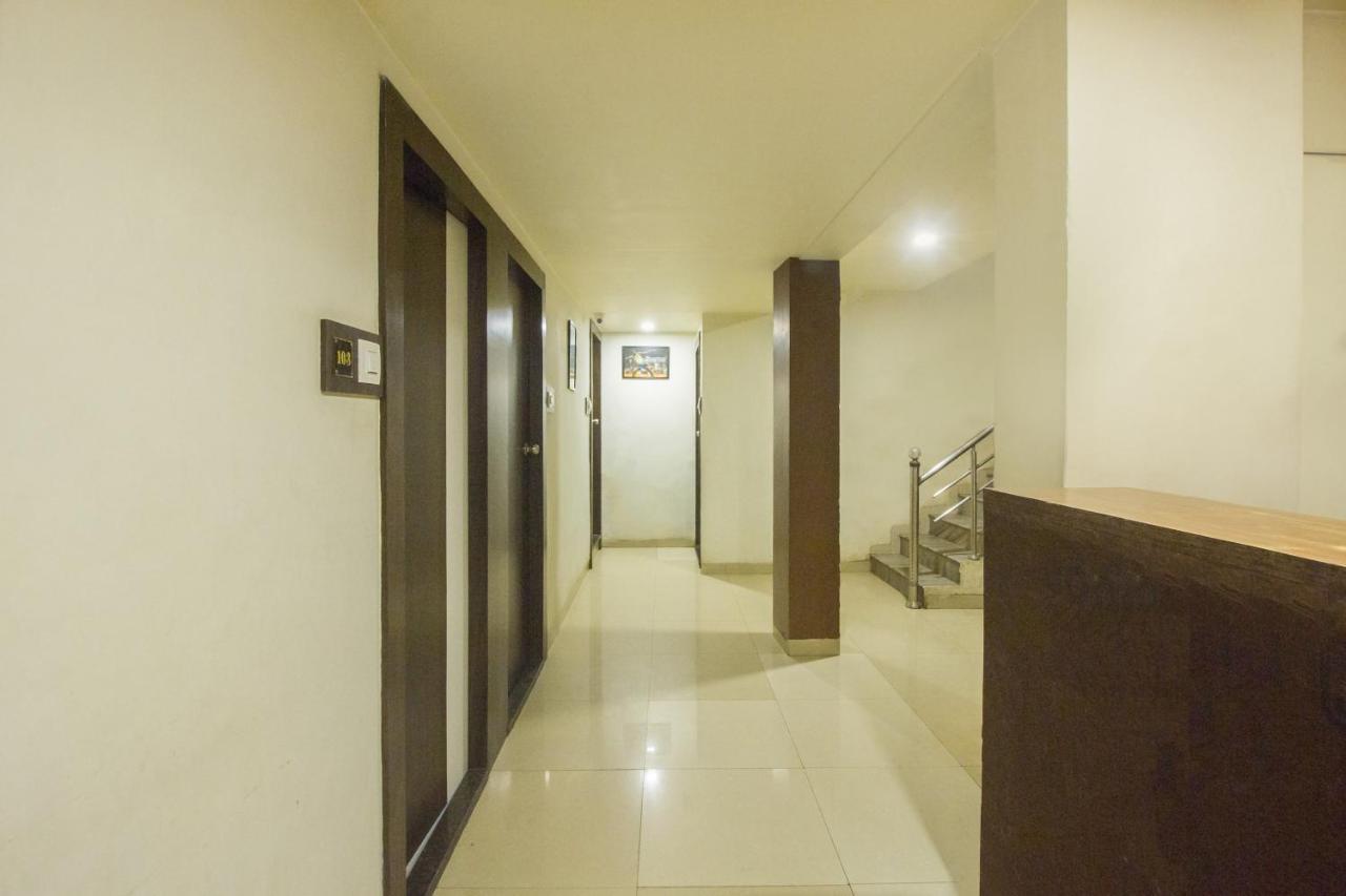 Oyo Hotel Sarovar Grand Kalamboli Ngoại thất bức ảnh