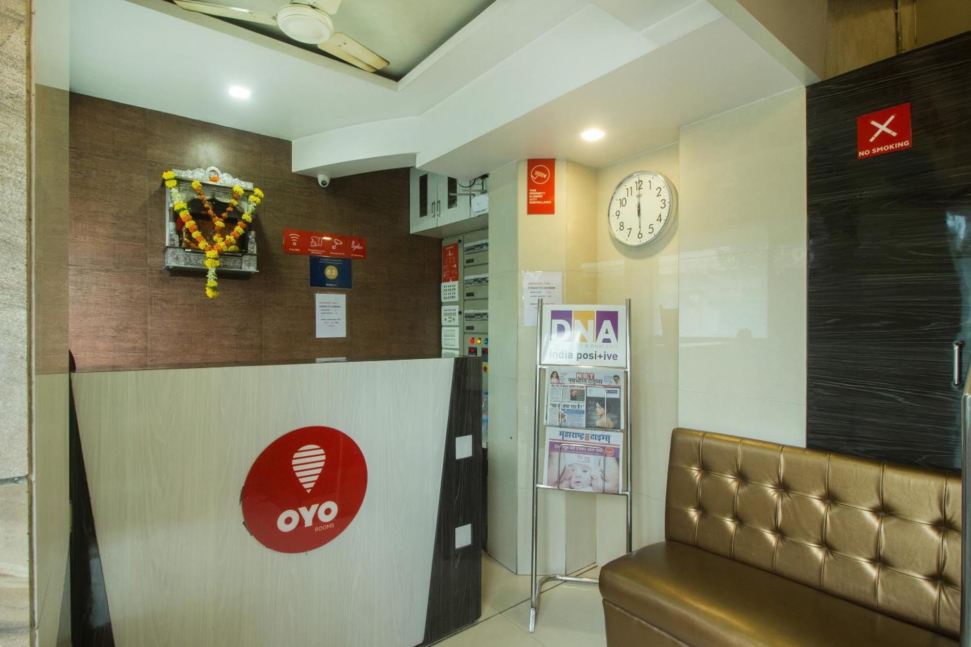 Oyo Hotel Sarovar Grand Kalamboli Ngoại thất bức ảnh
