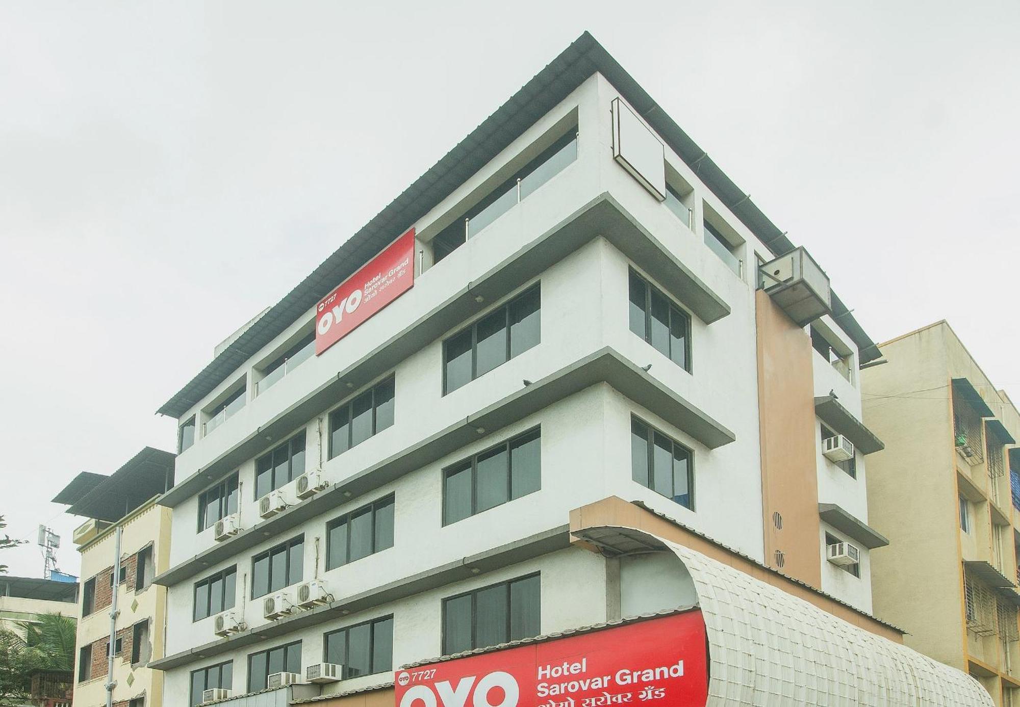 Oyo Hotel Sarovar Grand Kalamboli Ngoại thất bức ảnh